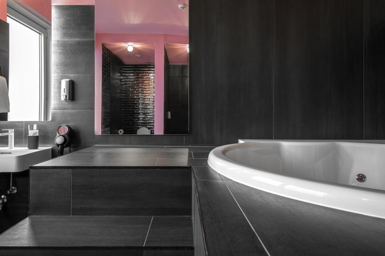 Sky Deep Jacuzzi 30 Floor Daire Klaipėda Dış mekan fotoğraf