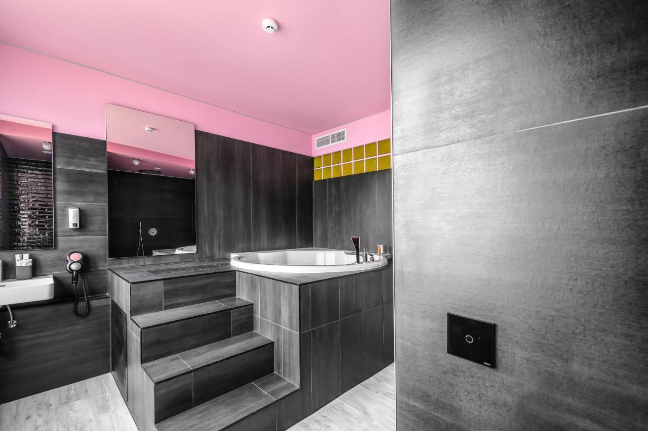 Sky Deep Jacuzzi 30 Floor Daire Klaipėda Dış mekan fotoğraf