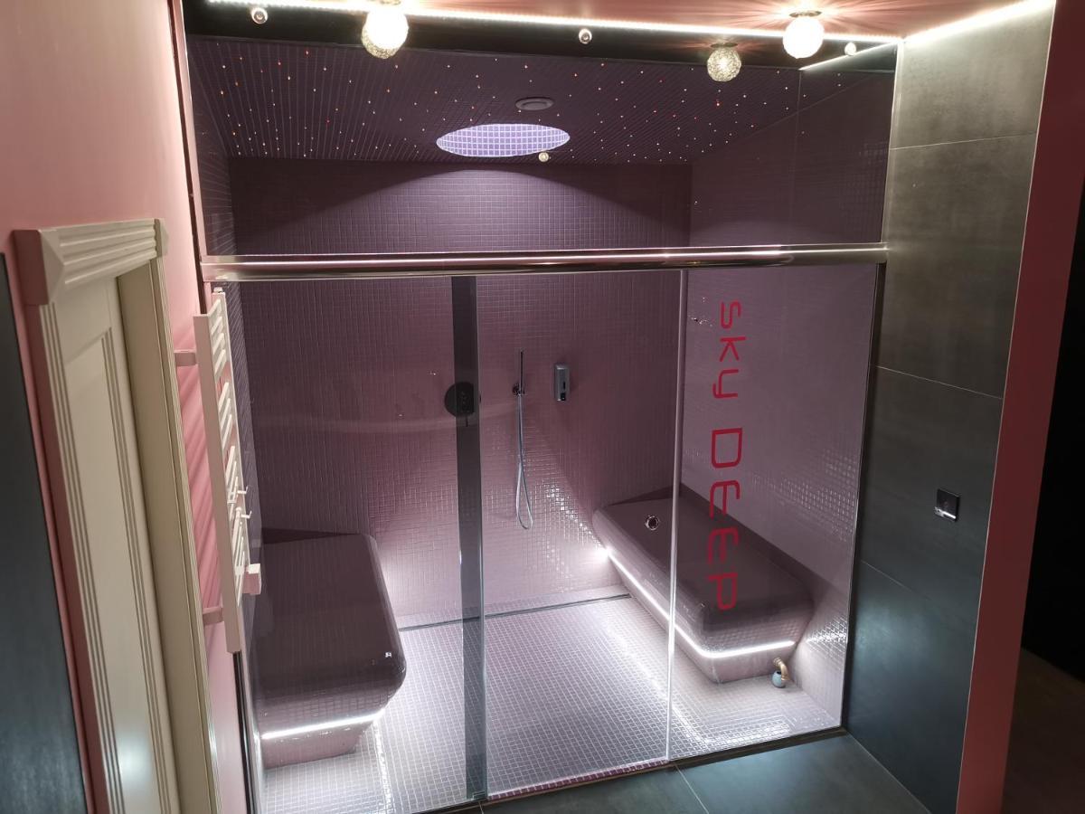Sky Deep Jacuzzi 30 Floor Daire Klaipėda Dış mekan fotoğraf