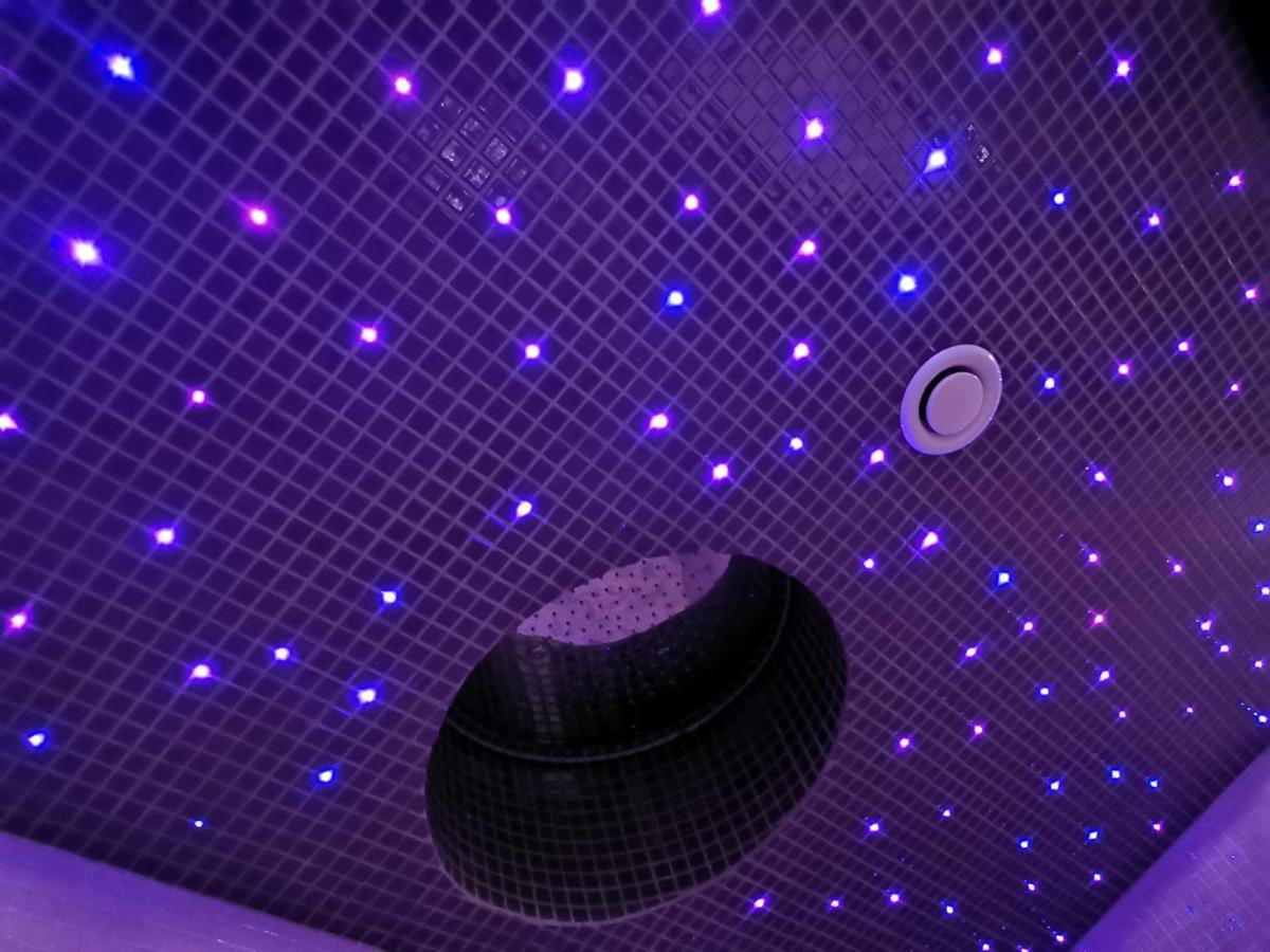 Sky Deep Jacuzzi 30 Floor Daire Klaipėda Dış mekan fotoğraf
